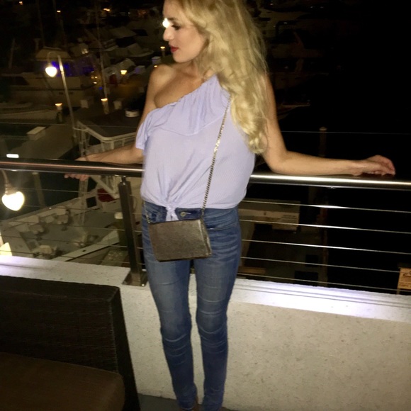 Meet your Posher, Emily - Picture 4 of 5